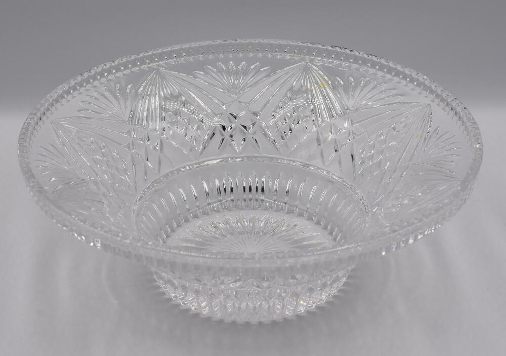 Mid-Century Modern Czech Republic Crystal Pedestal Fruit Bowl Centerpiece
